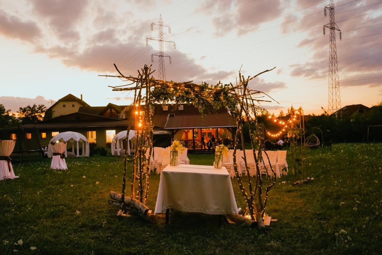 Hotel Restaurant Park Miercurea Ciuc Extérieur photo